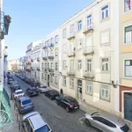 Rent a room of 97 m² in Lisboa