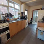 Rent 4 bedroom house in East Midlands