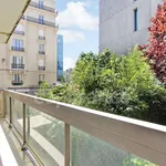 Appartement de 70 m² avec 4 chambre(s) en location à Paris