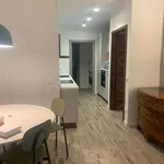 Rent 2 bedroom apartment of 90 m² in Milano MI