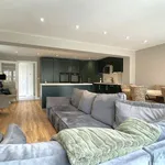 Rent 3 bedroom house in East Midlands