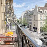 Appartement de 45 m² avec 4 chambre(s) en location à Paris