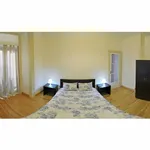 Rent 6 bedroom house in Lisbon