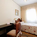 Rent a room of 90 m² in madrid