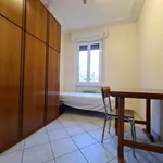 Rent 2 bedroom apartment of 50 m² in Roma