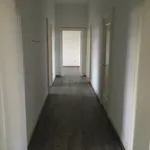 Miete 4 Schlafzimmer wohnung von 109 m² in Duisburg