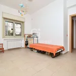 Rent 5 bedroom apartment of 102 m² in Gravina di Catania