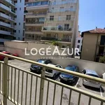 Appartement de 63 m² avec 3 chambre(s) en location à Antibes