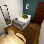 Rent a room of 130 m² in madrid