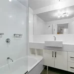 Rent 2 bedroom apartment in Melbourne