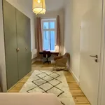 Rent a room of 144 m² in Hamburg