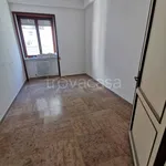 Affitto 6 camera appartamento di 255 m² in Lecce