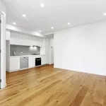 Rent 2 bedroom apartment in Melbourne