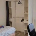 Appartement de 77 m² avec 4 chambre(s) en location à Cergy