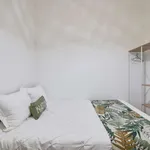 Rent a room in lisbon