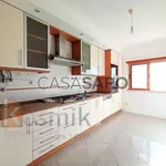 Rent 2 bedroom apartment of 100 m² in Odivelas