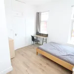 Rent a room in Salford