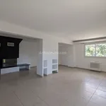 Appartement de 141 m² avec 5 chambre(s) en location à Ajaccio