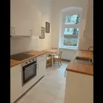 Rent a room of 100 m² in berlin