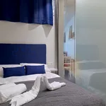 Rent 2 bedroom apartment of 81 m² in Málaga