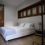 Rent 1 bedroom apartment in Porto