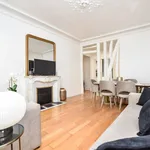 Rent 3 bedroom apartment of 1200 m² in Paris