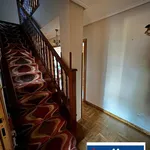 Rent 3 bedroom apartment of 90 m² in Oviedo