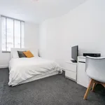 Rent 6 bedroom house in Leeds