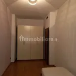 Affitto 1 camera appartamento di 90 m² in Piacenza