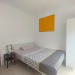 Rent 4 bedroom apartment in Valencia