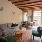 Rent 3 bedroom apartment in barcelona