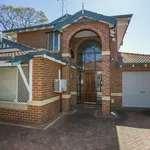 Rent 3 bedroom house in Burswood