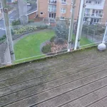 Rent 2 bedroom flat in Cardiff