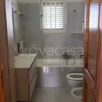 Rent 4 bedroom house of 100 m² in Diso