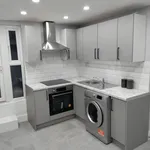 Rent 2 bedroom apartment of 20 m² in London