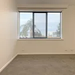 Rent 2 bedroom apartment in Melbourne