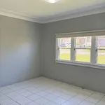 Rent 5 bedroom house in Condell Park