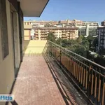 Affitto 5 camera appartamento di 130 m² in Bari