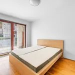 Pronajměte si 2 ložnic/e byt o rozloze 67 m² v Prague