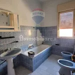 Rent 5 bedroom apartment of 95 m² in Favara