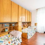 Rent 3 bedroom apartment of 100 m² in Milan