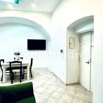 Rent 2 bedroom apartment of 40 m² in Naples