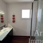 Rent 4 bedroom house of 100 m² in Claira