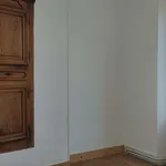 Appartement de 77 m² avec 3 chambre(s) en location à Laragne-Montéglin