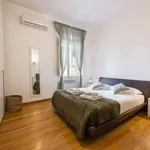 Rent 2 bedroom apartment of 100 m² in florence