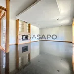 Alugar 3 quarto casa de 320 m² em Cidade da Maia