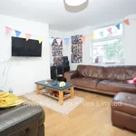 Rent 8 bedroom house in Yorkshire And The Humber