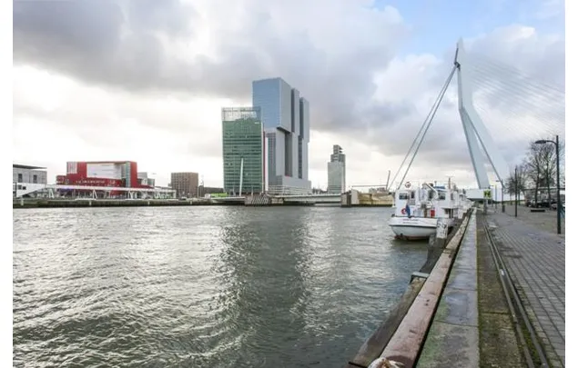 Huur 2 slaapkamer appartement van 90 m² in Rotterdam