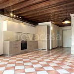 Rent 3 bedroom house of 100 m² in Venezia