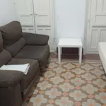 Rent a room of 250 m² in granada